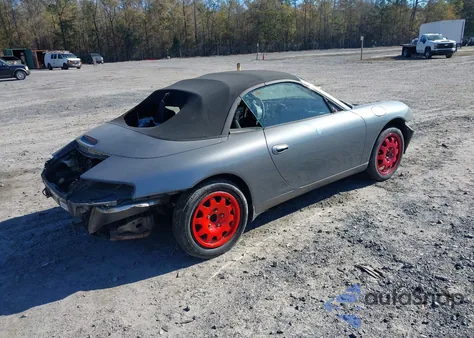 2001 Porsche 911 Carrera/Carrera 4 z USA, uszkodzony, nr VIN WP0CA29931S652429
